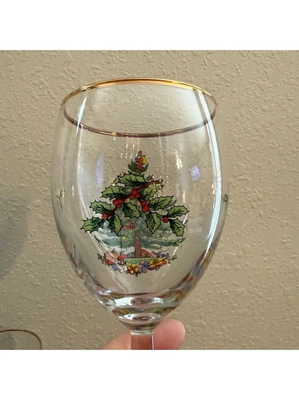 Vintage Spode Style Christmas Tree Wine Glasses with Gold Rim Set of 4 Holiday G